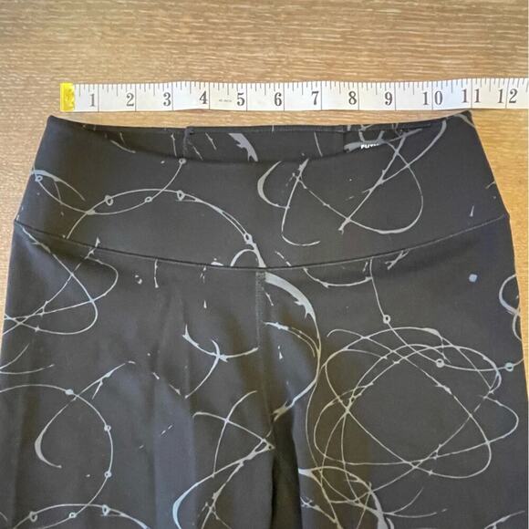 Uniqlo Solar System Biker Shorts XXS - Picture 4 of 5